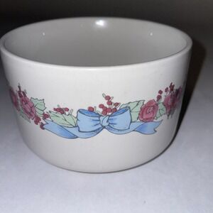 Vintage (80s/90s) Red Roses and Blue Ribbon bowl dish made in Korea LBK